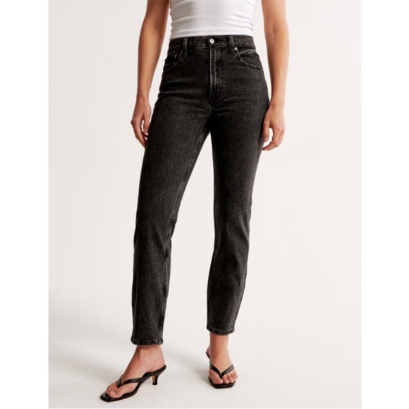 Abercrombie & Fitch Denim - Abercrombie & Fitch The Mom High Rise Jeans Washed Black